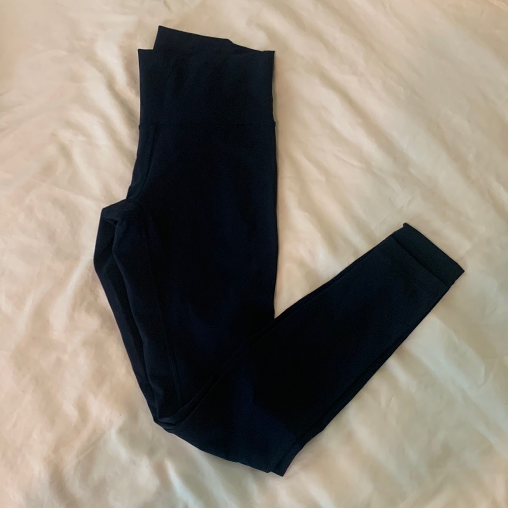 Navy Wunder Under Lululemon Leggings
